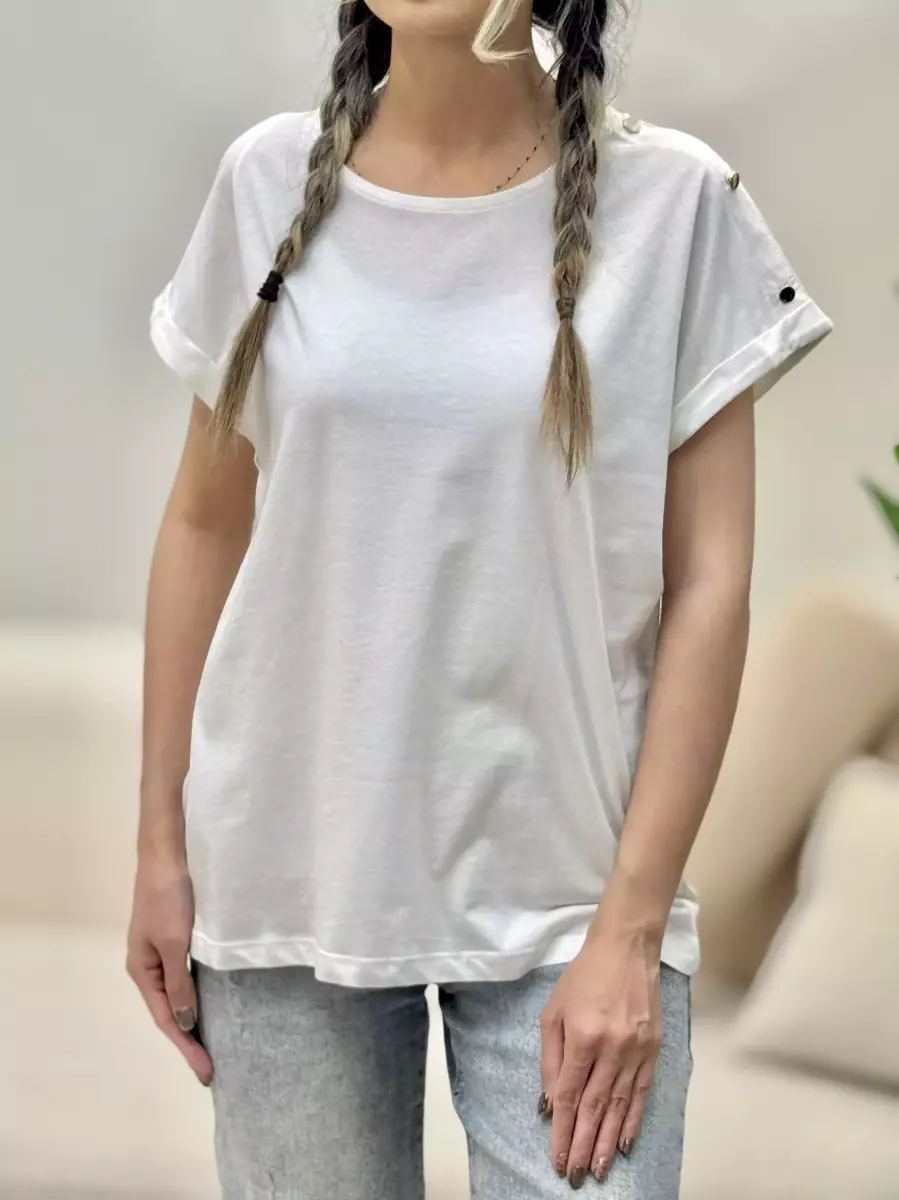 تیشرت سرشانه دکمه ساده