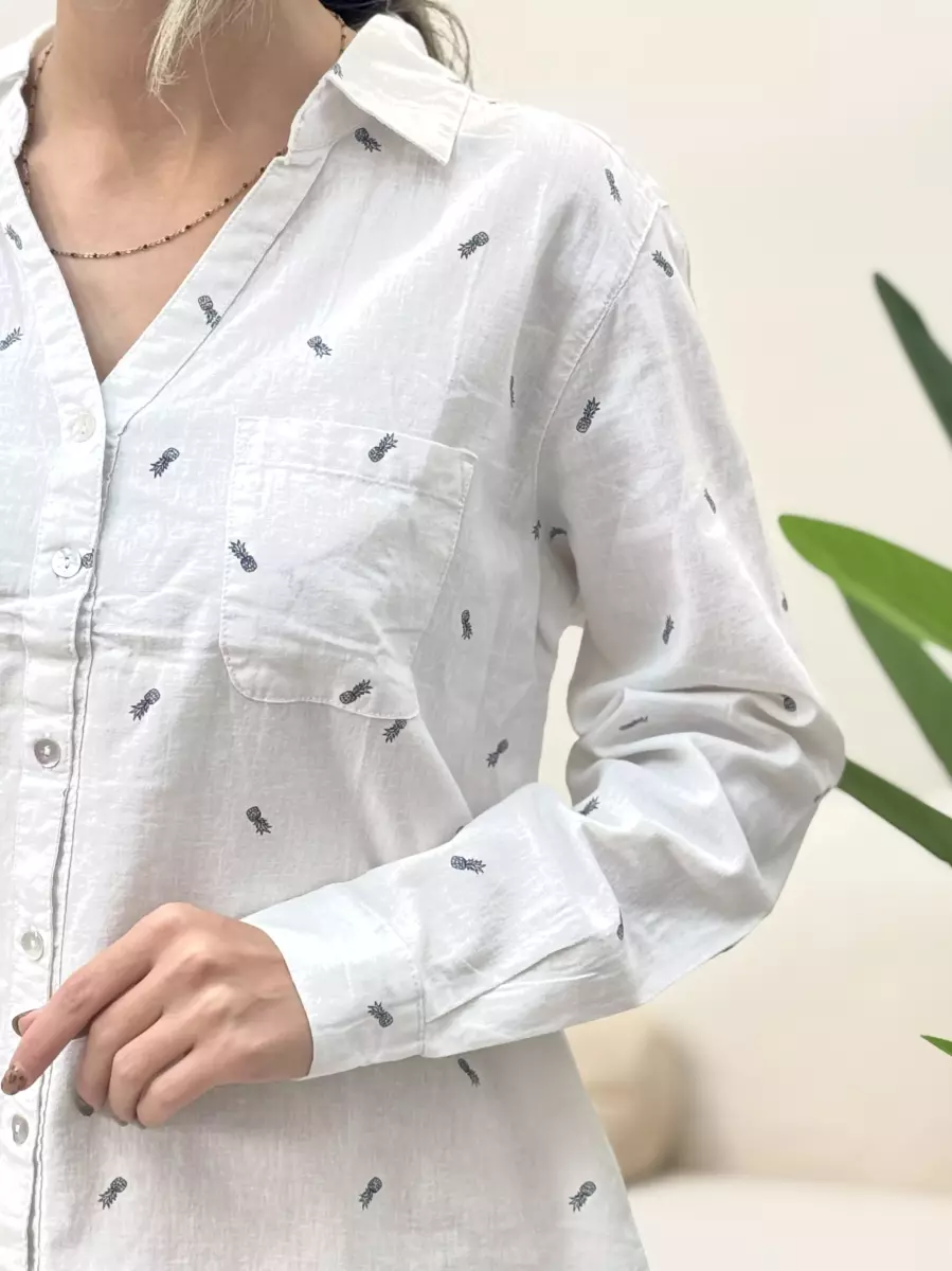 شومیز سفید طرح آناناس