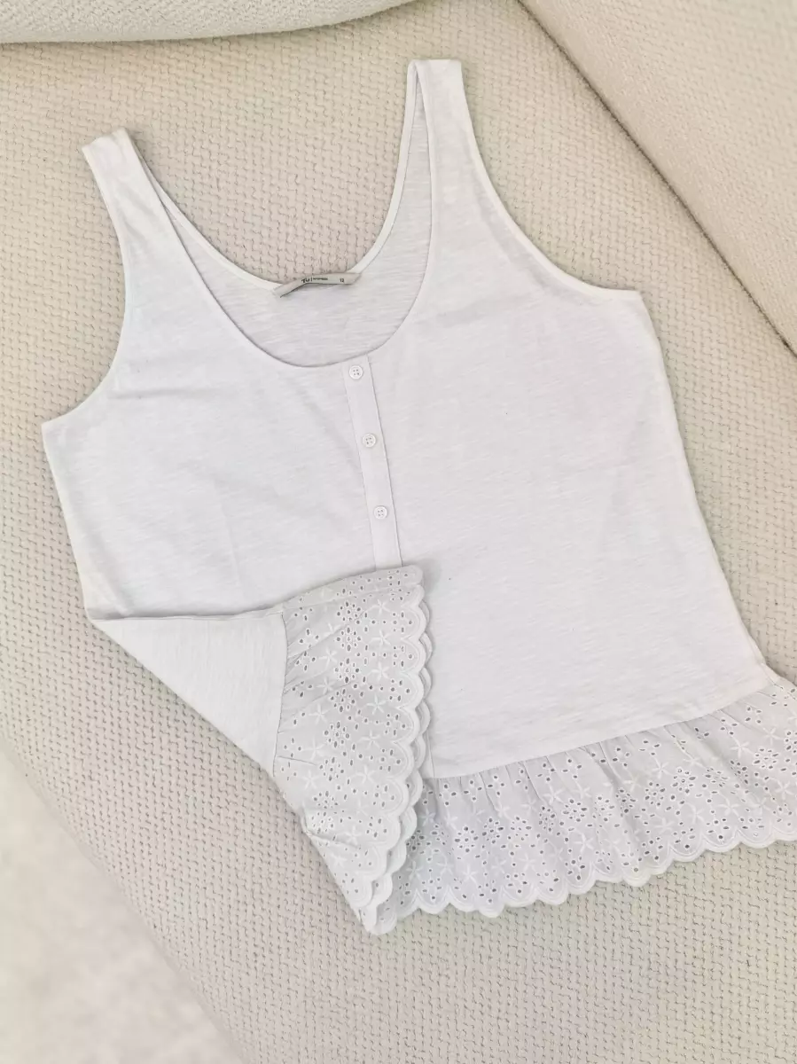 تاپ جلو دکمه پایین خامه دوزی