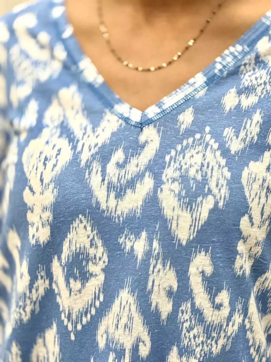 تیشرت آبی  طرحدار یقه هفت (آبی روشن/آبی تیره)