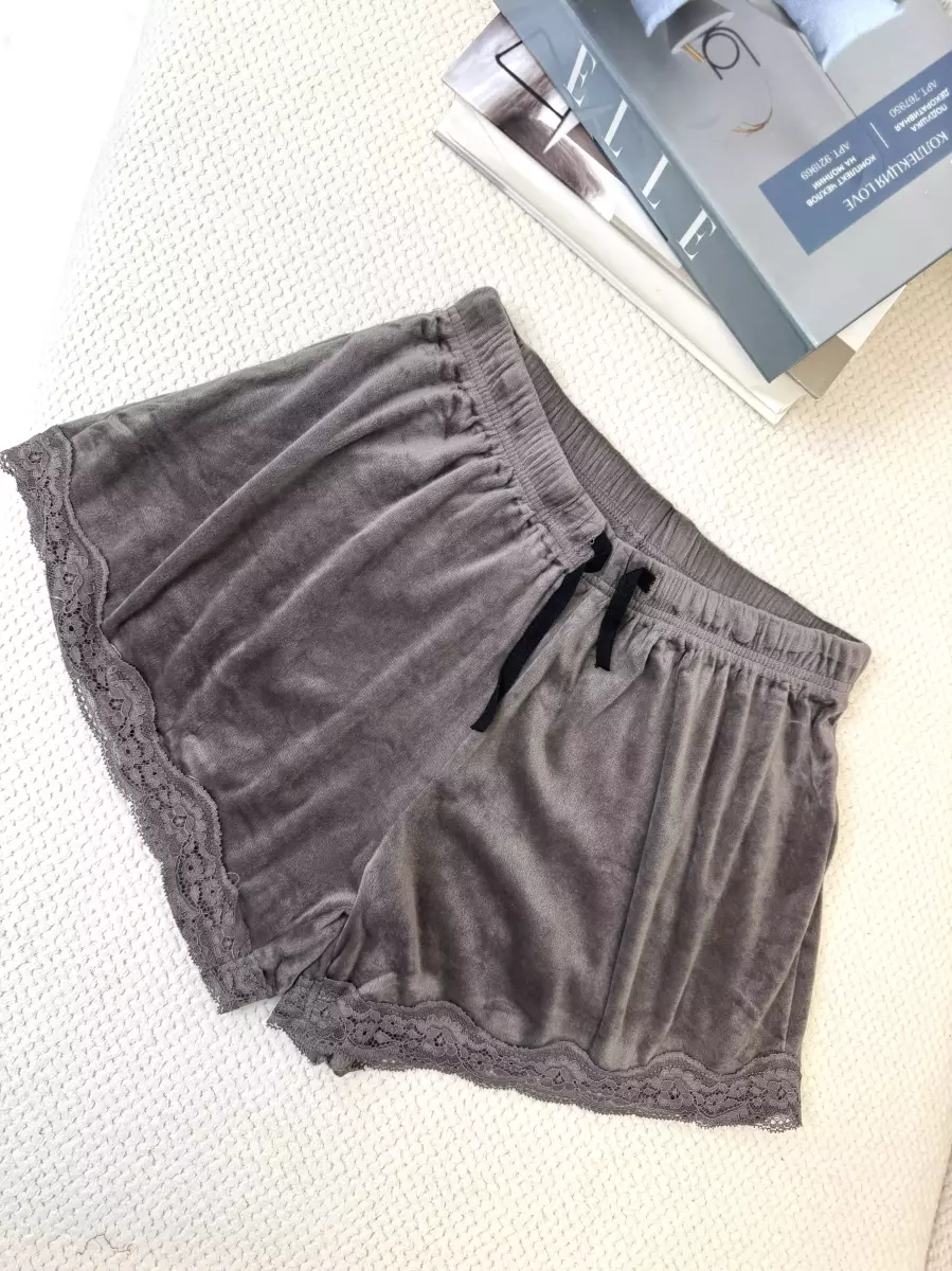 شلوارک مخمل چیکوری