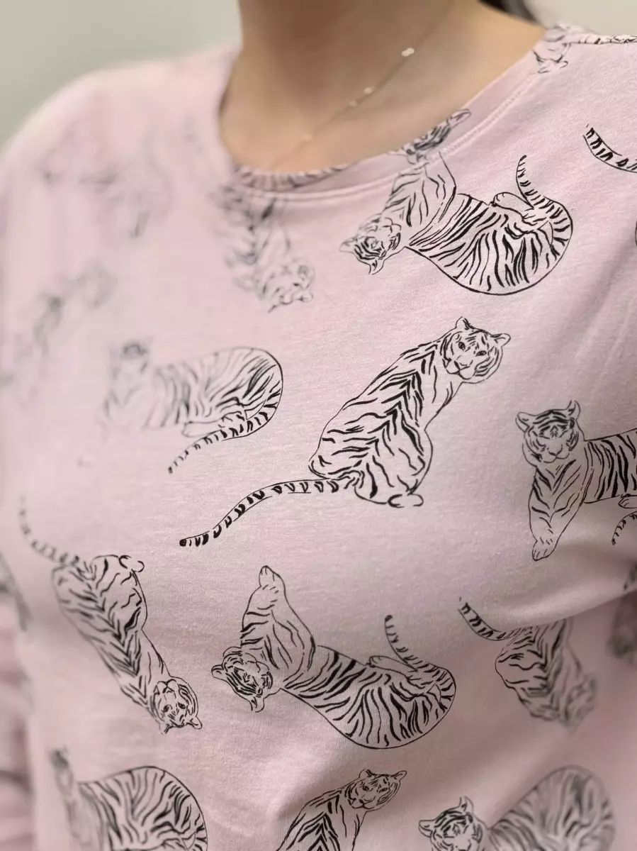 تیشرت طرح ببر m&s(مشکی-صورتی)