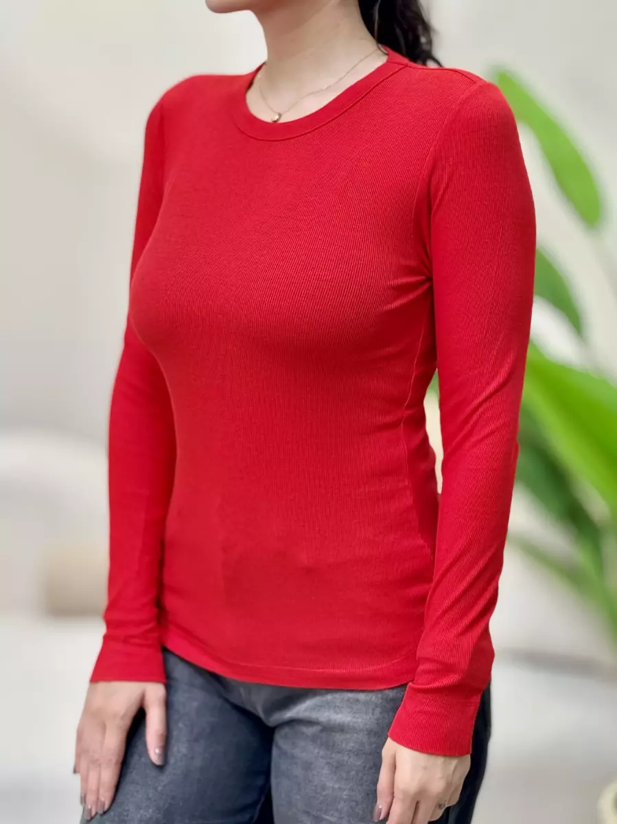 تیشرت کبریتی آستین بلند قرمز