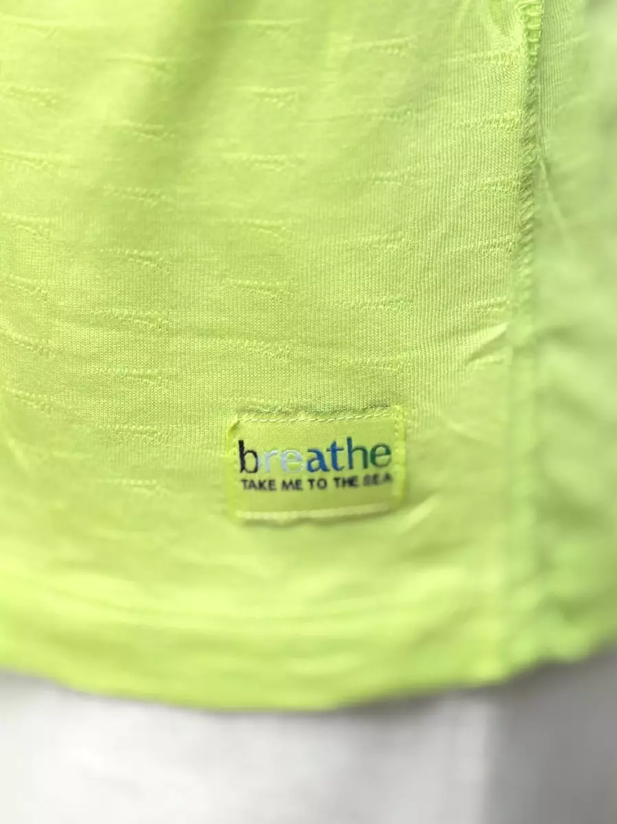 تیشرت سبز فسفری