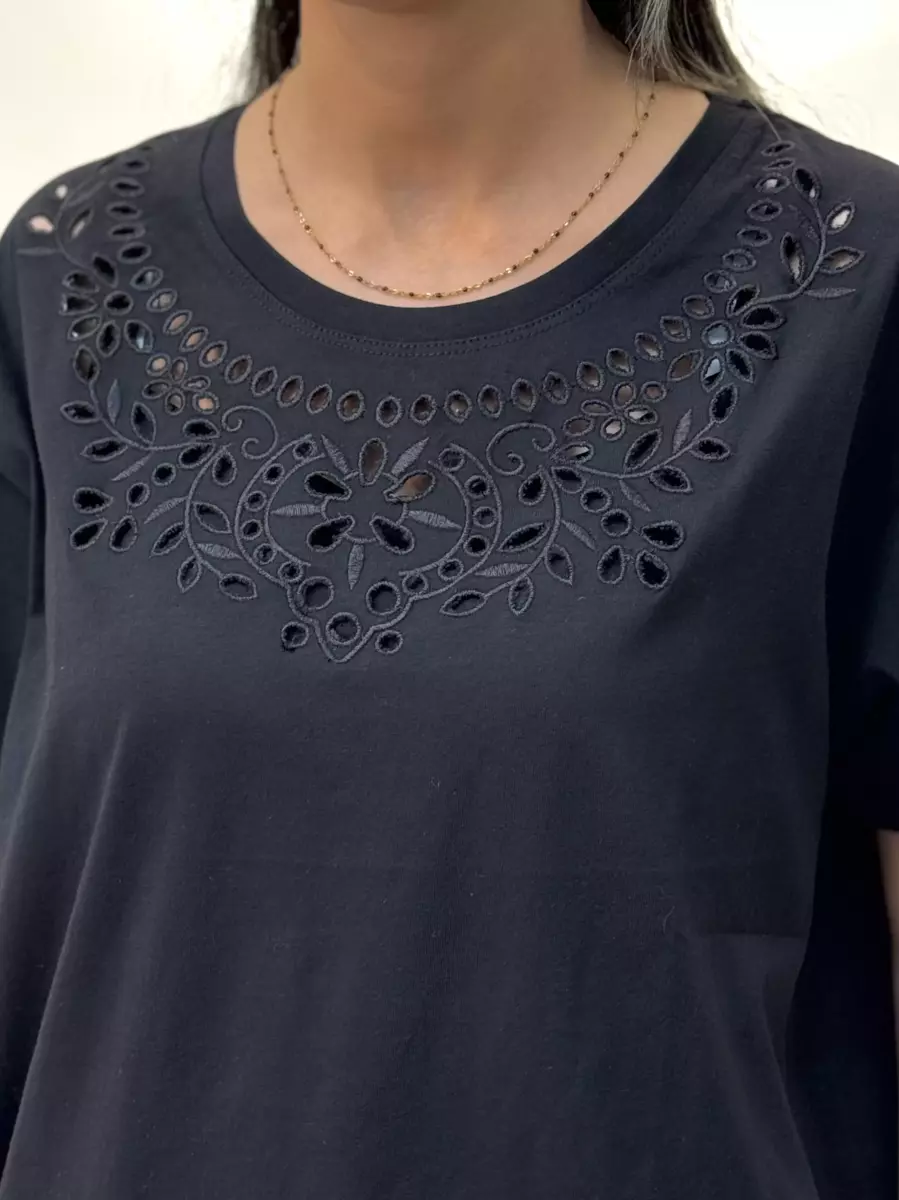 تیشرت مشکی هویه کاری