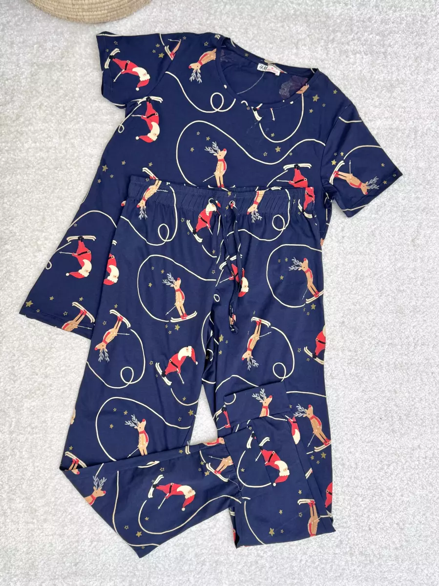 ست تیشرت شلوار طرح دار سرمه ای