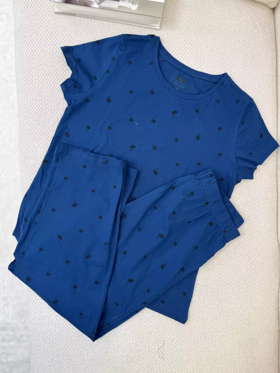 ست تیشرت شلوارقرمز طرحدار و آبی طرح نخل