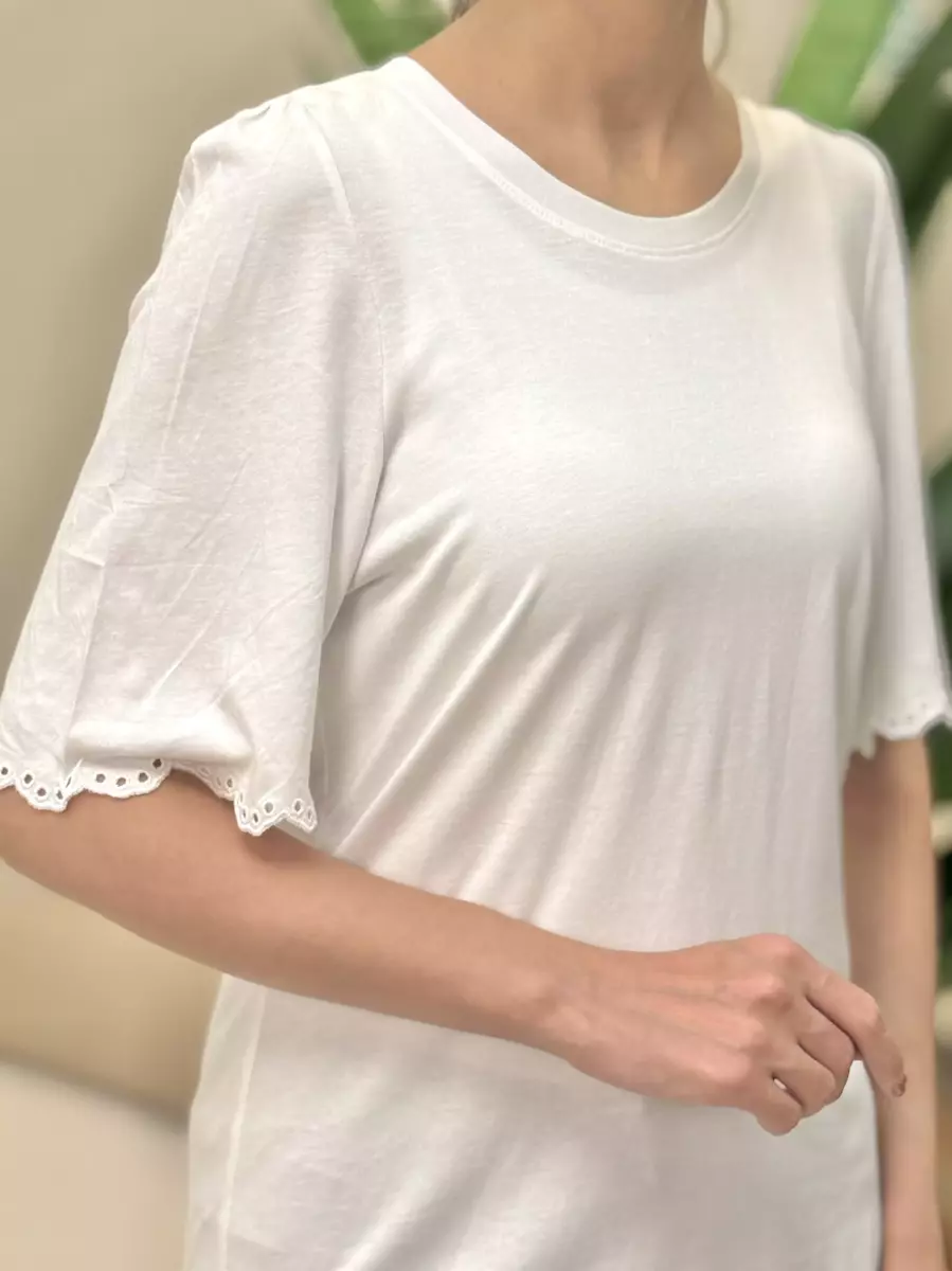 تیشرت آستین خامه دوزی سفید