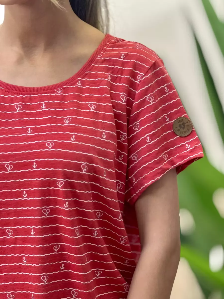 تیشرت قرمز راه راه جانینا