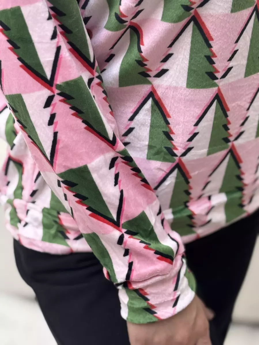 بلوز مخمل صورتی طرح کاج