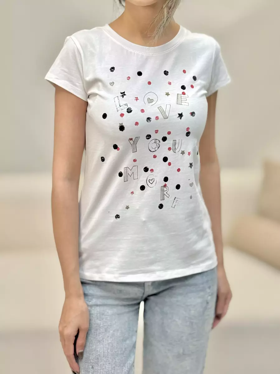 تیشرت سفید طرح love