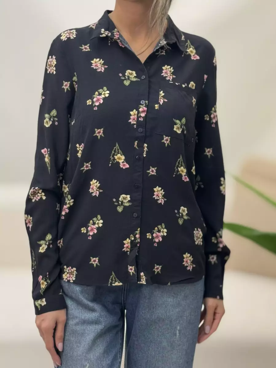 شومیز مشکی گل دار sinsay