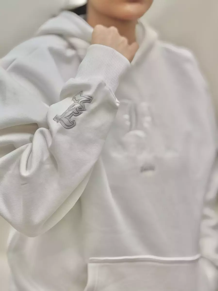 ست هودی و شلوار سفید