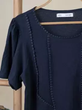 تیشرت خامه دوزی نقطه ای سرمه ای