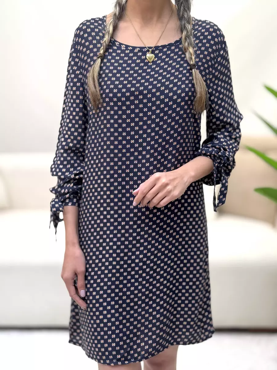 پیراهن سرمه ای طرحدار