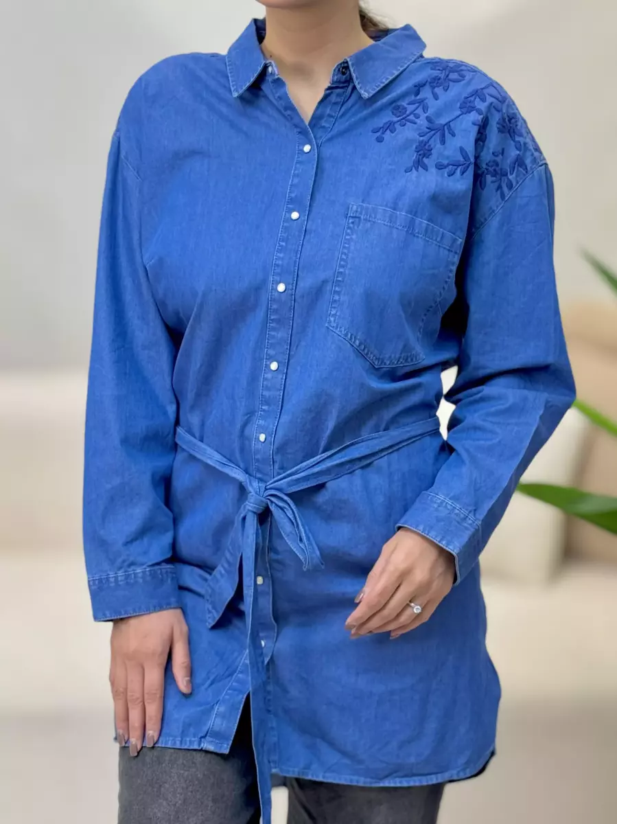 مانتوجین گلدوزیcharles