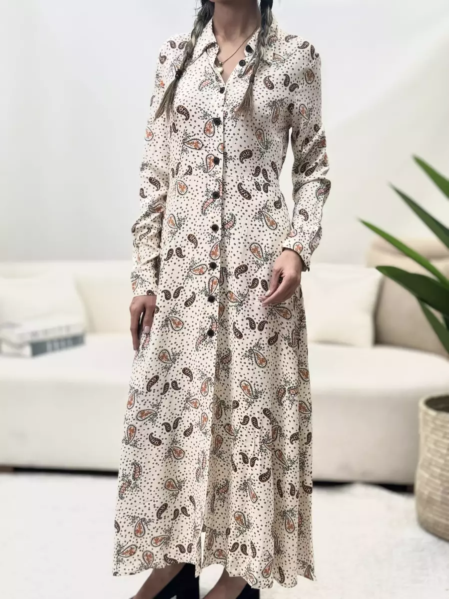 پیراهن  کرم طرحدار