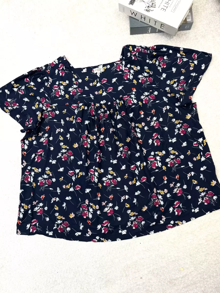 شومیز سرمه ای گلدار