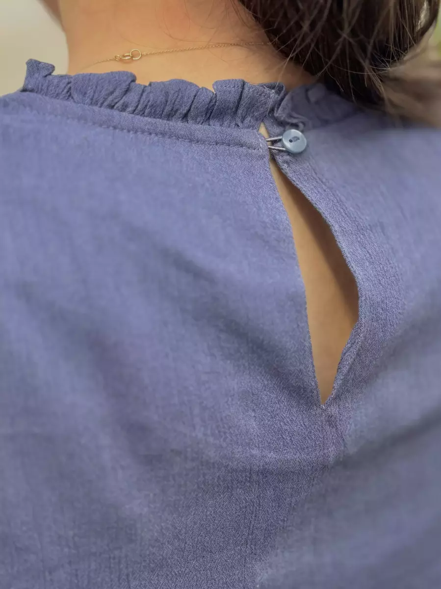 شومیز یقه چین دار