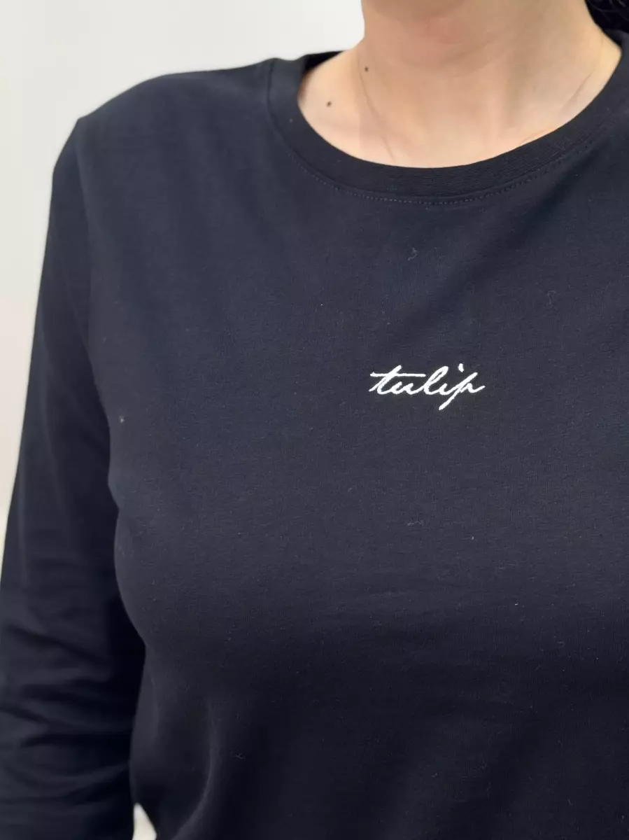 بلوز پاییزه مشکی AMERICAN HOLIC