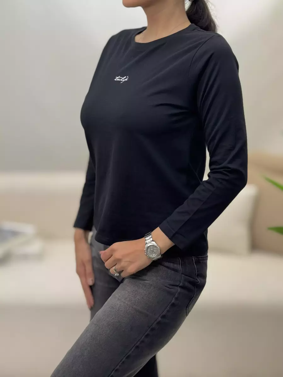 بلوز پاییزه مشکی AMERICAN HOLIC