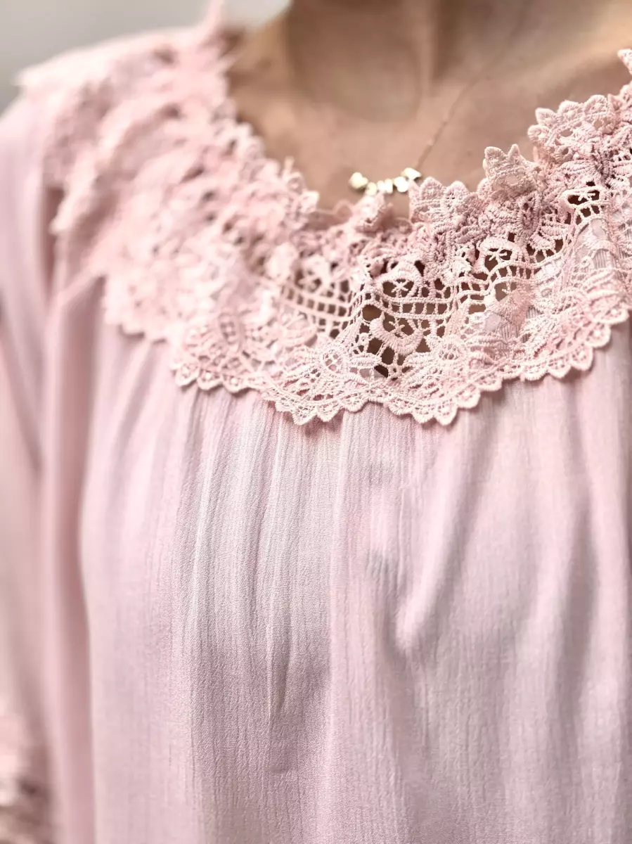 شومیز آستین بلند گیپوردار