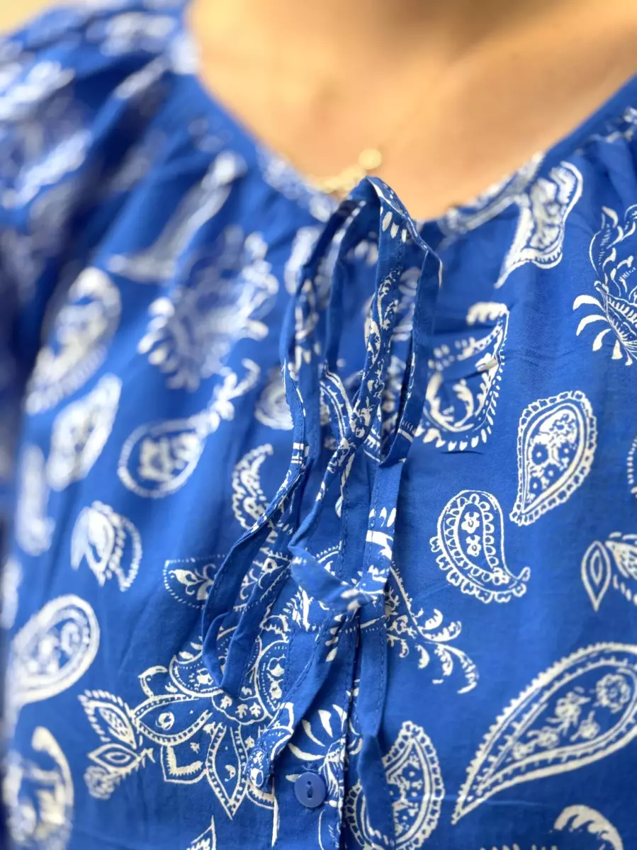 شومیز نخی طرح بته جقه(دو رنگ)