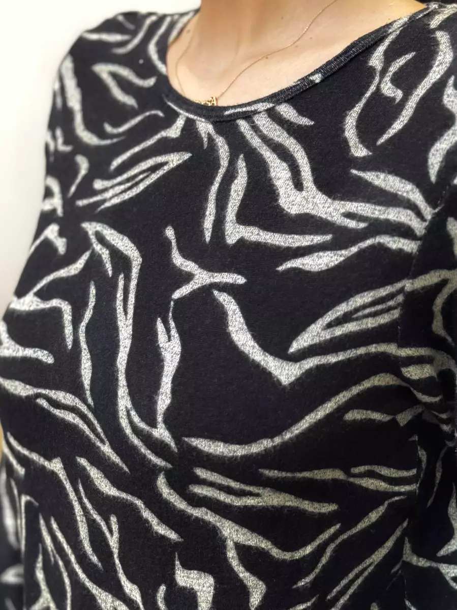 بلوز موهر مشکی طرحدار