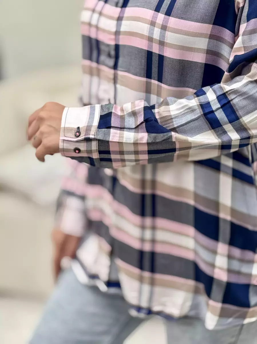 شومیز چهارخانه سرمه ای صورتی