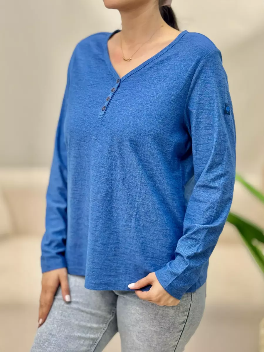 تیشرت جلو دکمه آبی
