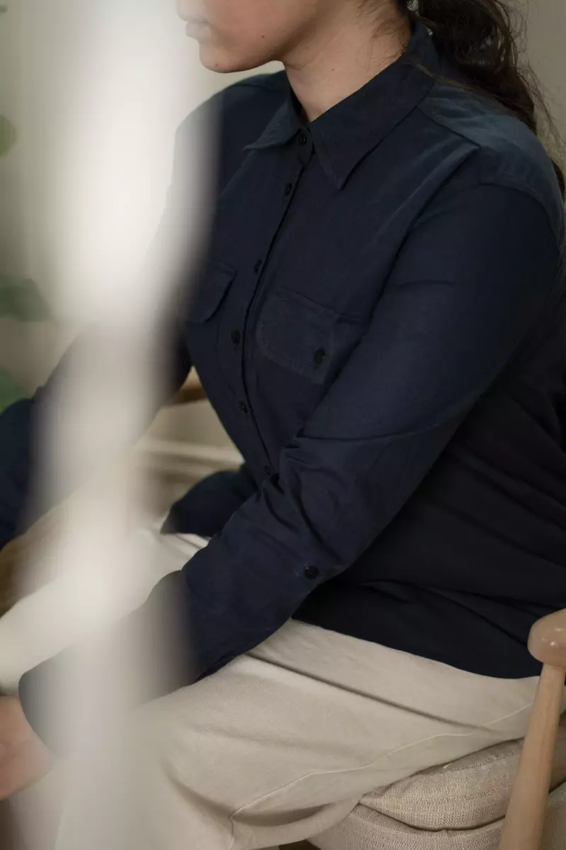 شومیز لینن دوجیب سیسیل(سرمه ای-مشکی)