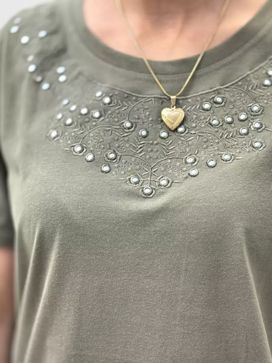 تیشرت یقه آینه کاری (چندرنگ)