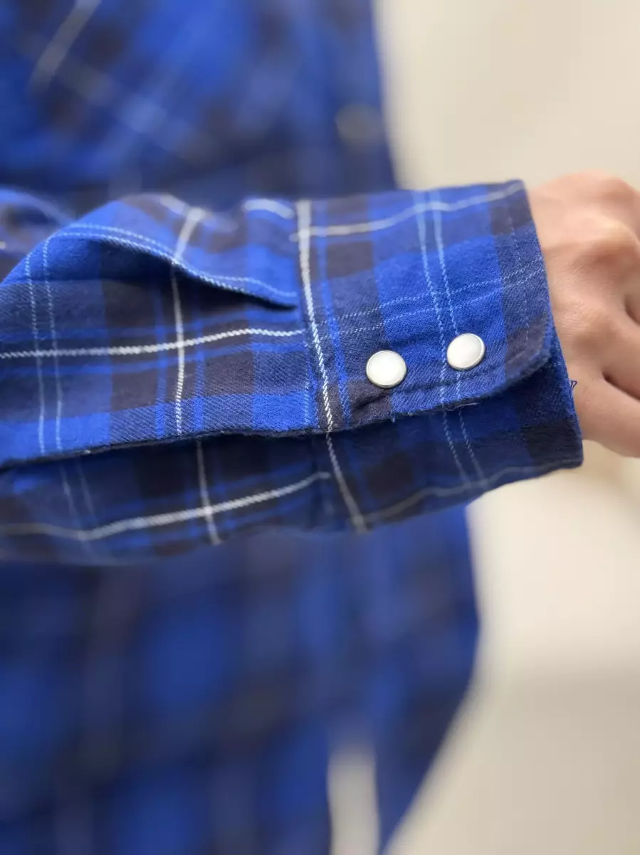 شومیز پشمی چهارخانه آبی تیره