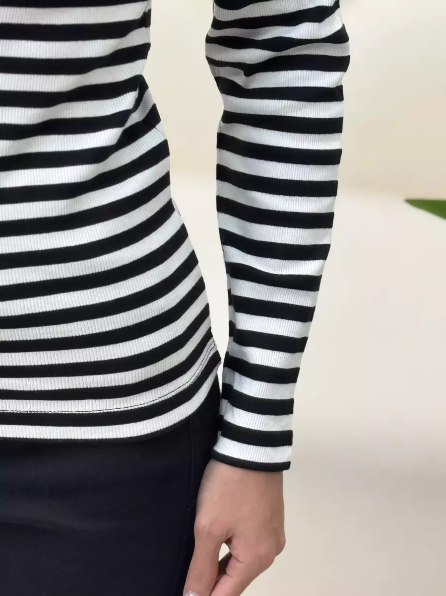 بلوز کبریتی راه راه سفیدمشکی