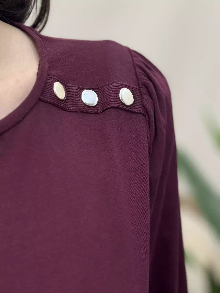 تیشرت آستین بلند سرشانه دکمه