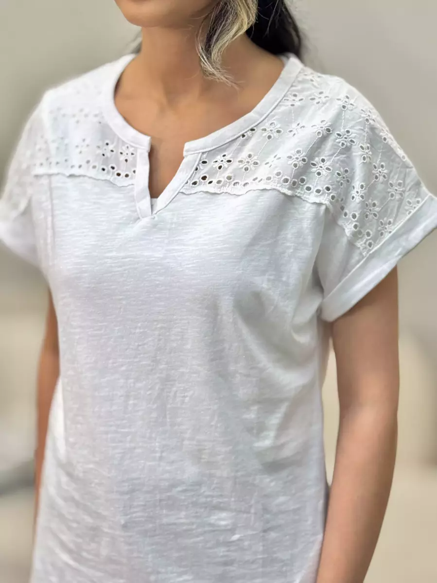 تیشرت یقه هفت خامه دوزی