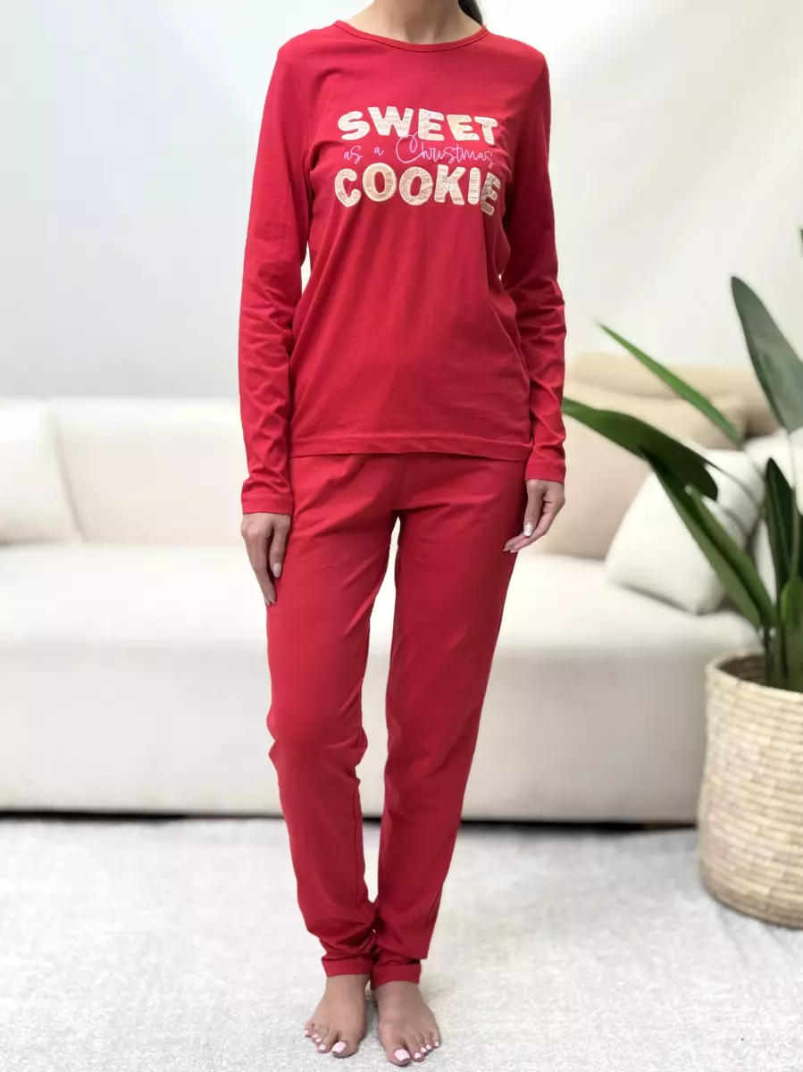 ست تیشرت و شلوار قرمز