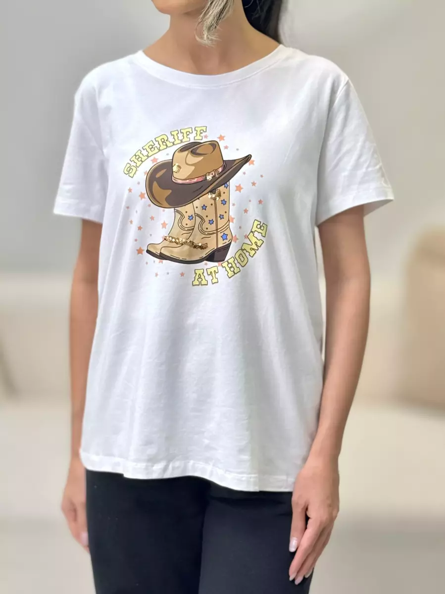 تیشرت چاپ دار نگین دار طرح کابوی