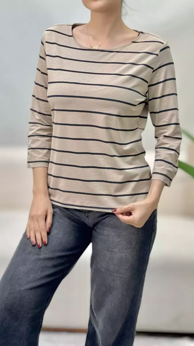 تیشرت آستین دکمهc&a(راه راه)