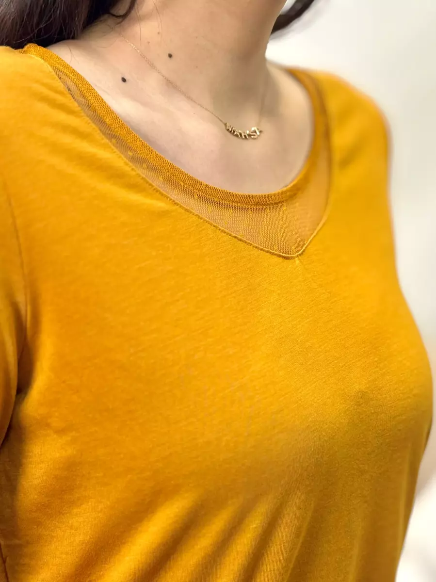 بلوز آستین بلند یقه توردار