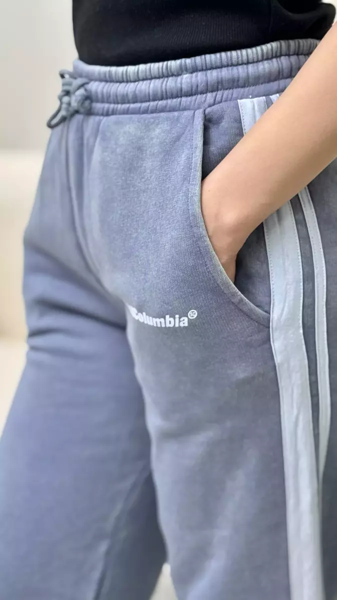 شلوار جاگر آبی خط دار