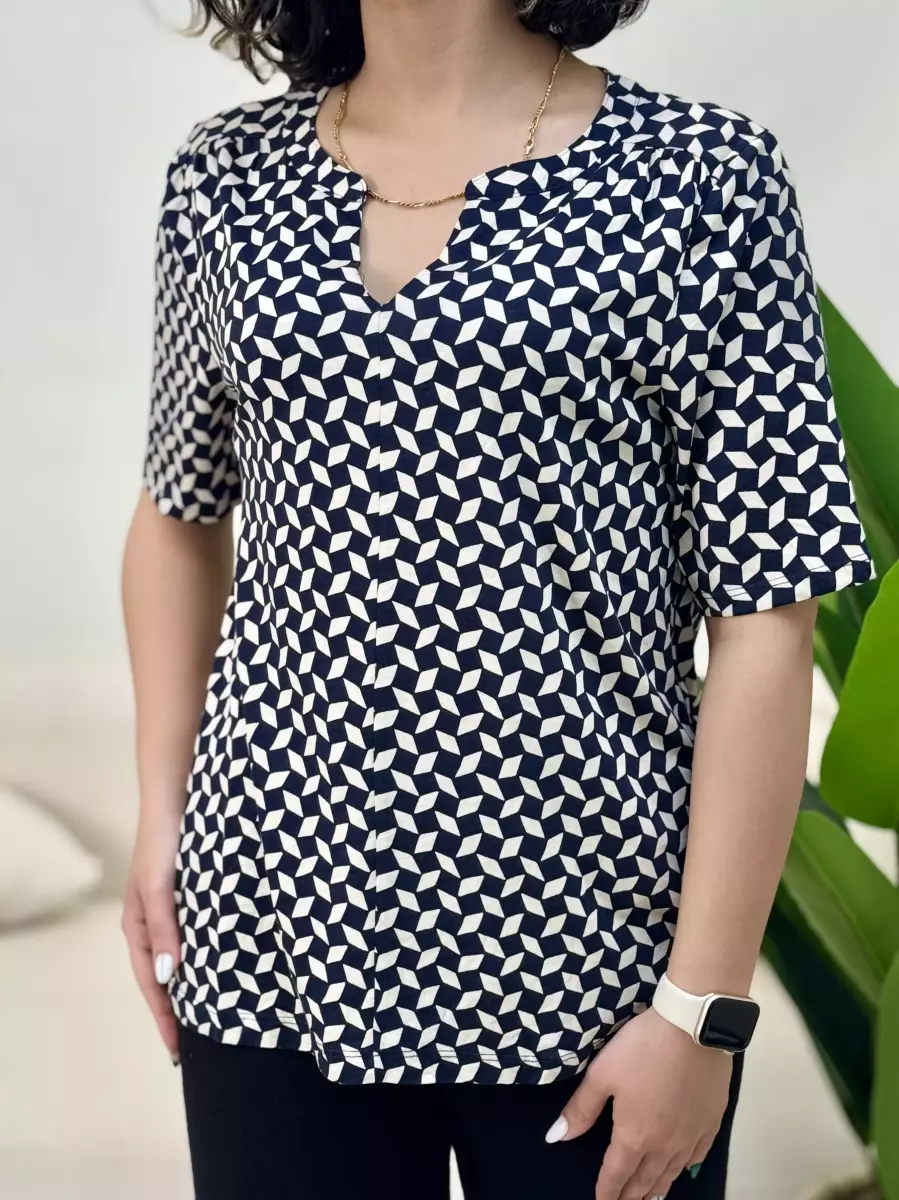تیشرت استیرت وان (سرمه ای کرم)2طرح