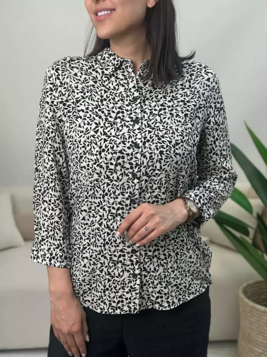شومیز ویسکوز شیری گلدارمشکی