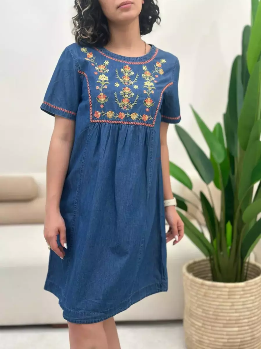 پیراهن جین گلدوزی رنگی