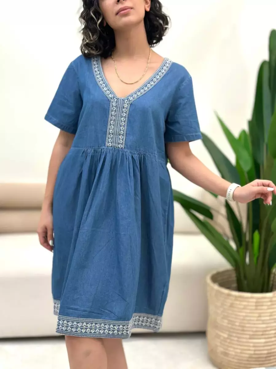 پیراهن جین یقه گلدوزی