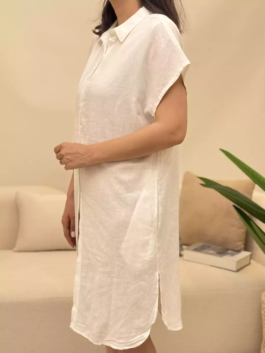 پیراهن سفید بلند جلودکمه