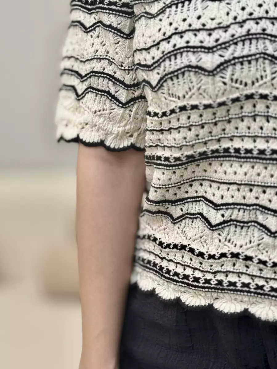 مکرومه شیری طرح مشکی ریز