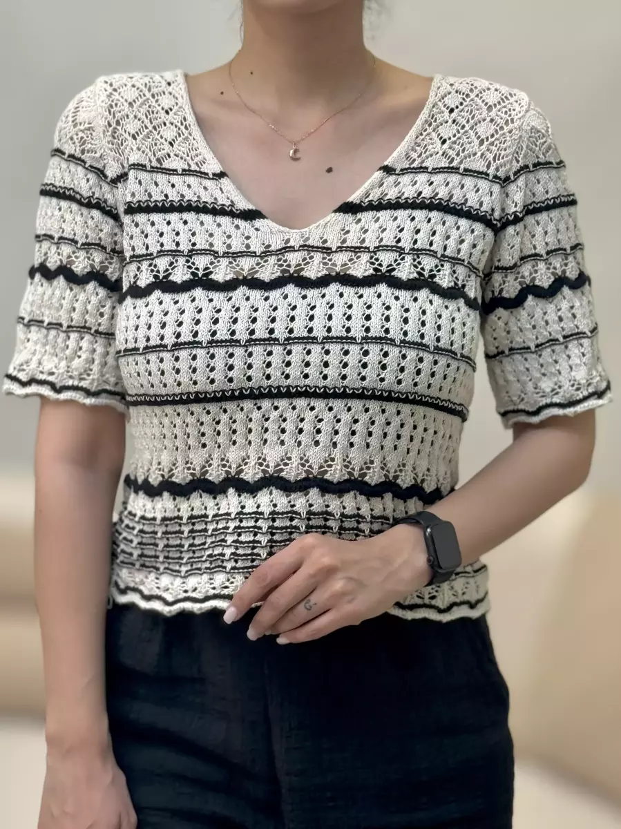 مکرومه شیری طرح مشکی درشت