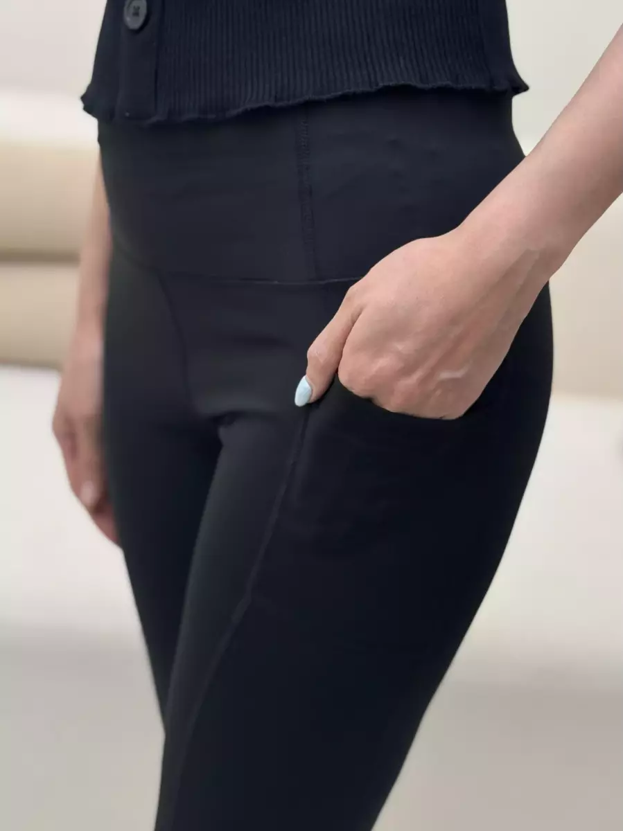 لگ ورزشی مشکی (بلند)