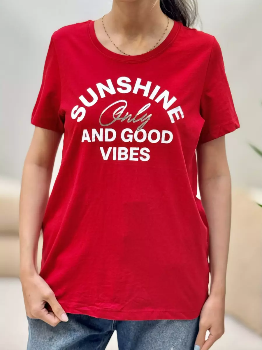 تیشرت قرمز چاپ نوشته